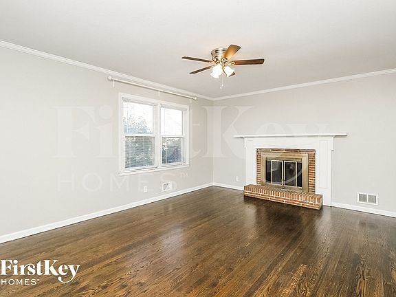 2nd image of 5205 Sycamore Dr