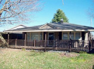 352 N Spring St, Sparta, TN 38583