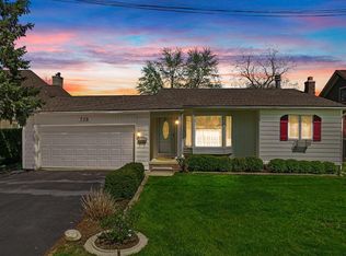 726 Wilcox St, Rochester, MI 48307