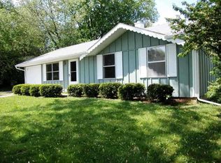 950 W Briarcliff Dr, Bloomington, IN