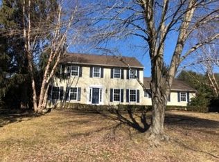 11 Todd Dr, Red Bank, NJ 07701