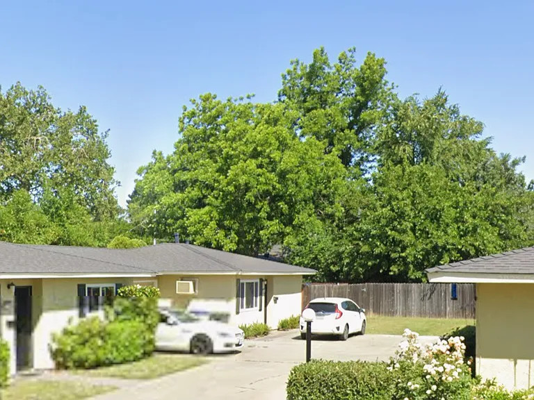 433 Abbey St #C — Photo 1