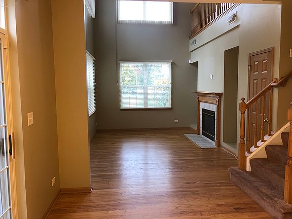 3rd image of 2592 Hillsboro Blvd