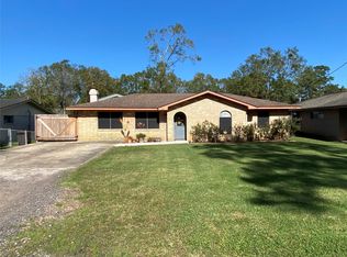835 Westbrook St, Vidor, TX 77662