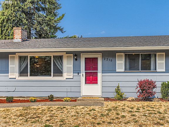 4th image of 2210 NE 99th St