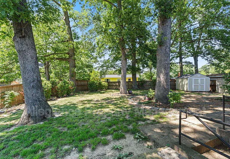 6610 Bowie Dr — Photo 29