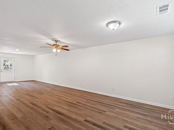 3rd image of 12 Willow Lakes Drive