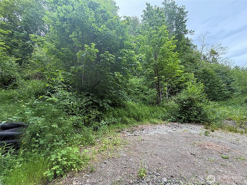 4th image of 7095 Wilson Creek Road SE