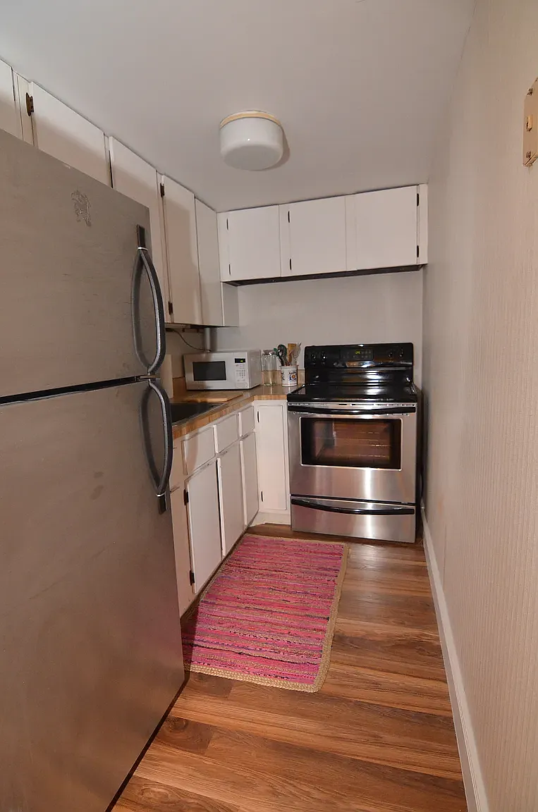 164 Pearl Street — Photo 3