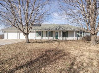 7828 SE Freeway Farms Dr, Holt, MO 64048