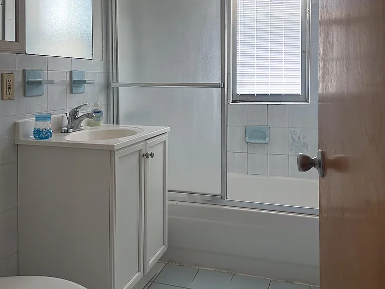 25 W 8th St #3R — Photo 9