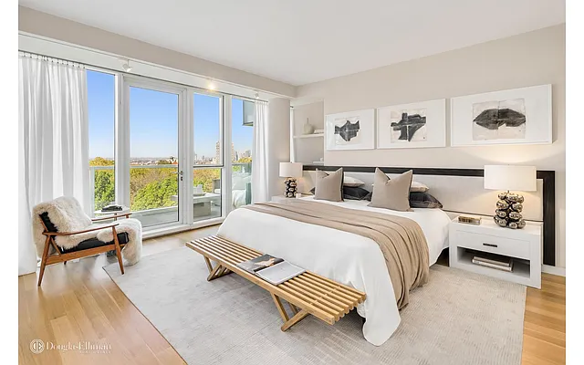 Sold by Douglas Elliman | media 15