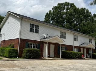 125 Pine Ln, Oxford, AL 36203