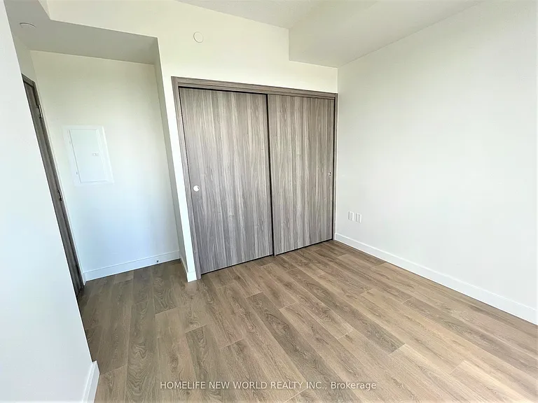 85 McMahon Dr #1110 — Photo 11