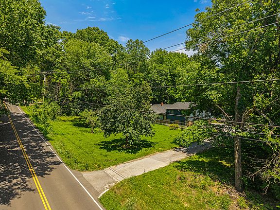 2nd image of 1083 Tulip Grove Rd