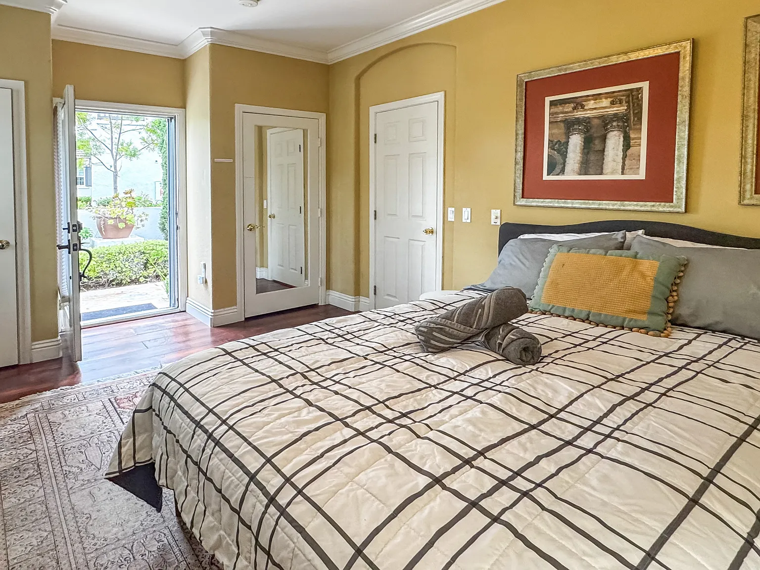 1 bed, 300 sqft, $2,650 — Photo 2