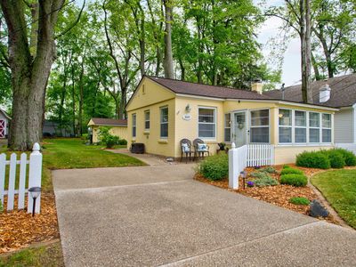 1669 Waukazoo Dr, Holland, MI, 49424