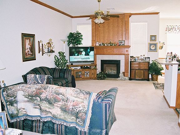 Spacious Living Room