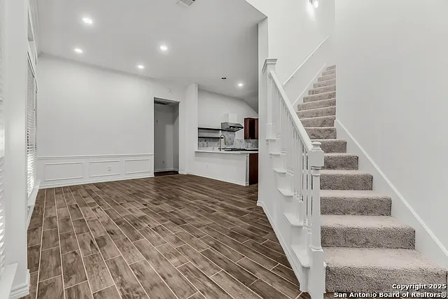 111 Westwood Way — Photo 29