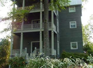 623 S Wedgewood Rd, Starkville, MS 39759