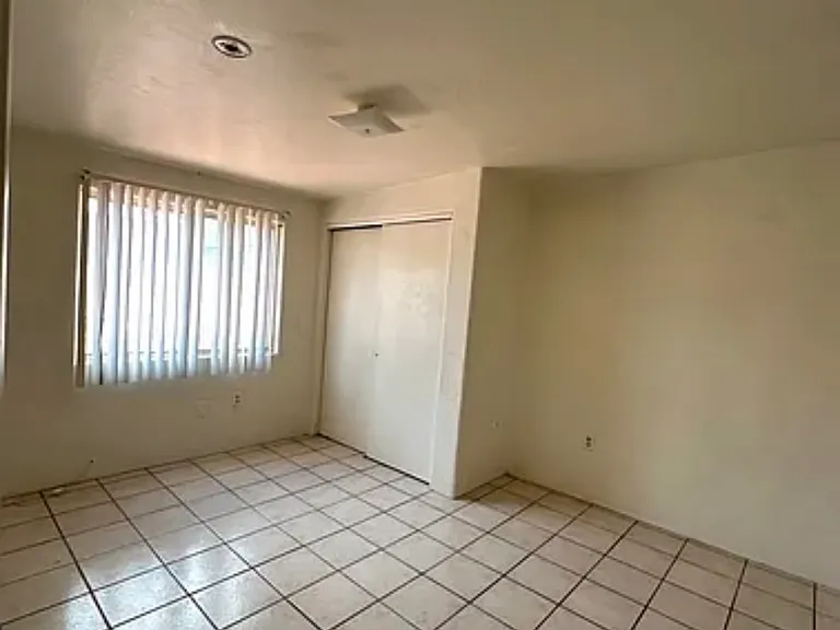 940 N Palo Verde Blvd #11 — Photo 6