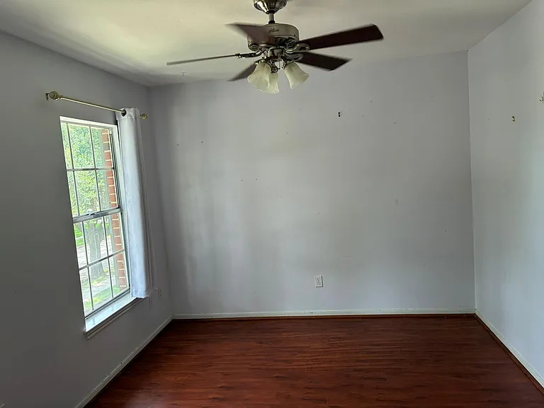 4635 Meadow Green Dr — Photo 21