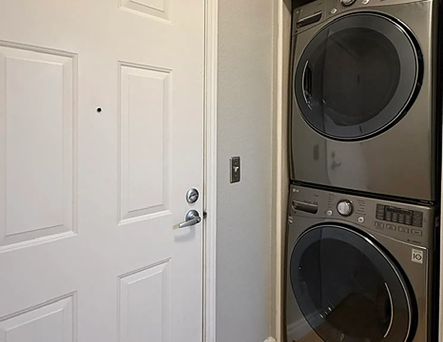 1 bed, 789 sqft, $2,750 — Photo 3