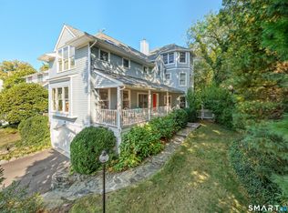 27 Crest Road, Norwalk, CT 06853