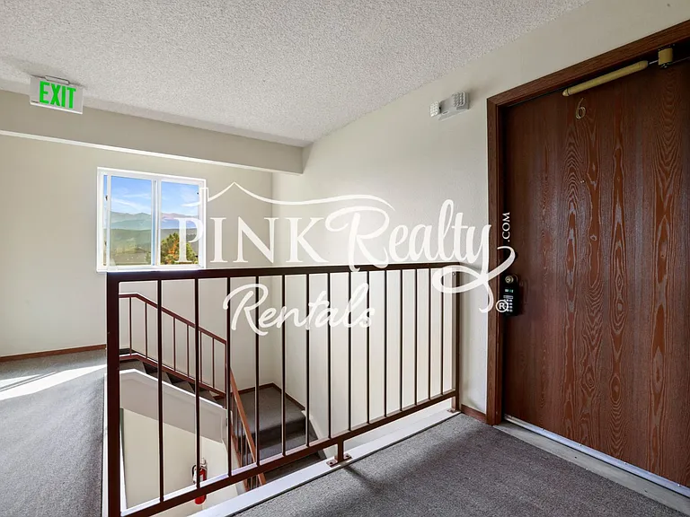 380 Paradise Cir #B6 — Photo 19