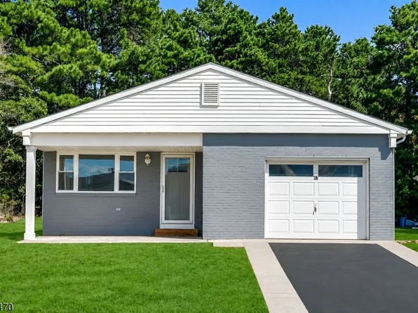 47 Doral Dr, Toms River Township, NJ 08757