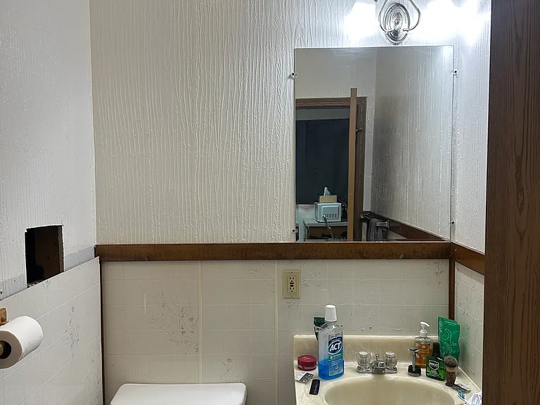 400 Sumner St #3 — Photo 14
