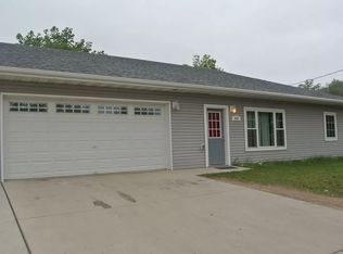 918 Soo St, Minot, ND 58701