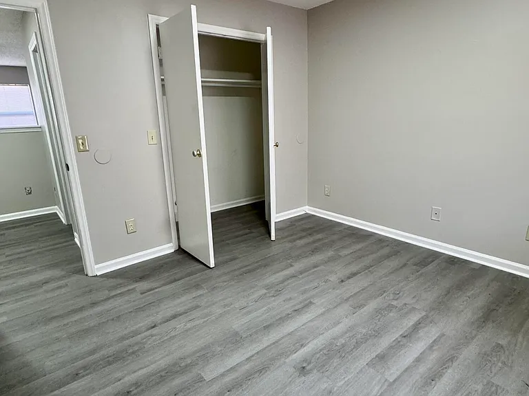 3209 Summer Pl #5 — Photo 11