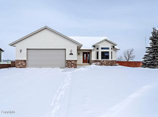 301 Longhorn Ct, Gillette, WY 82718