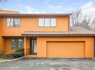 200 California Rd APT 18, Bronxville, NY 10708