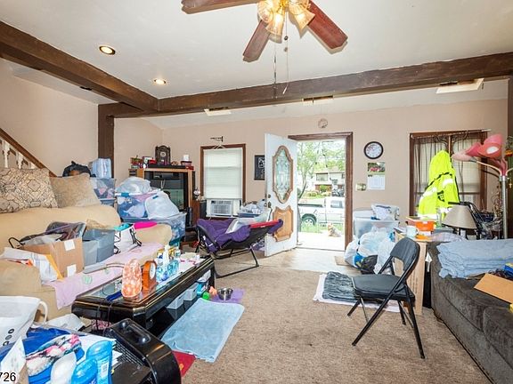 4th image of 230 Aldene Rd
