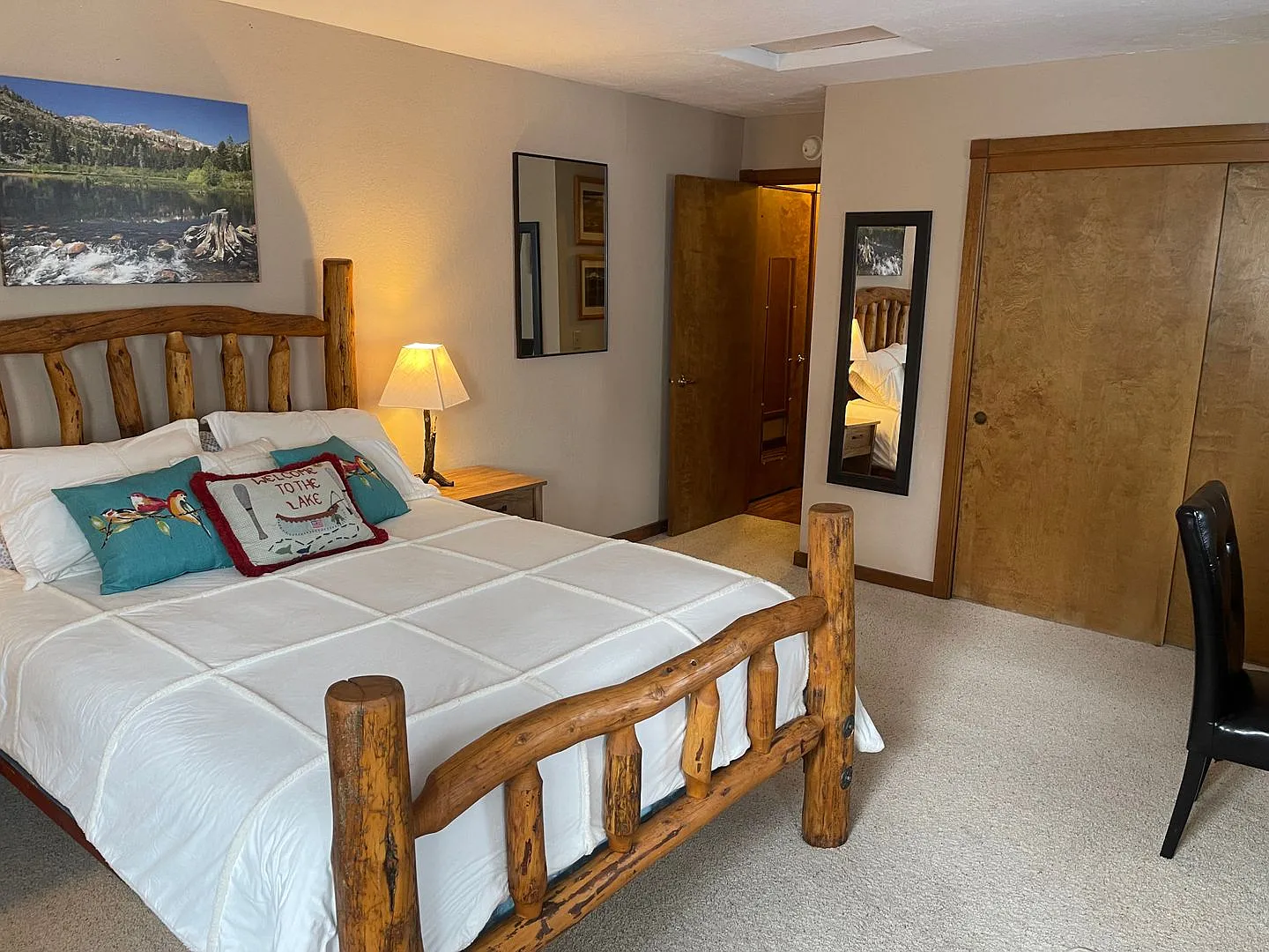 Beautiful furnished house in Stateline available now! — Photo 2