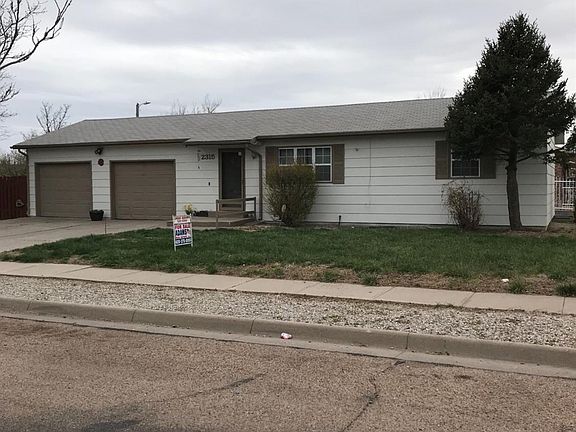 2nd image of 2315 N Dee Ave