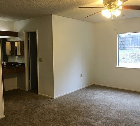 5th image of 9127 Alpine Trail St