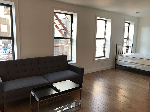 2nd image of 187 Chrystie St APT 13
