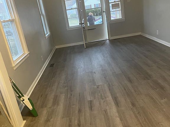 2nd image of 4536 Young Ave