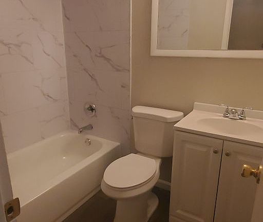 4th image of 1433 Orange Cir S