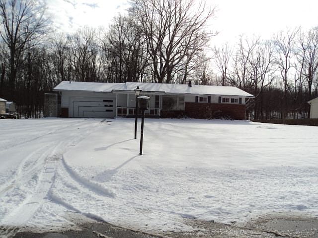 1st image of 2512 Emma Ln