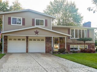 7486 22nd Ave, Jenison, MI 49428