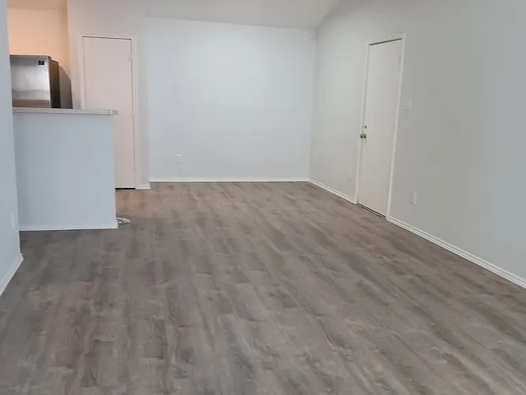 6804 Brookhaven Trl — Photo 5