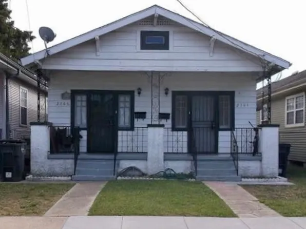 2704-2706 Clover St, New Orleans, LA 70122
