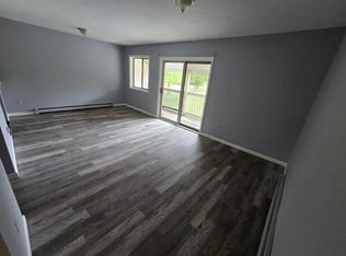 427 N Lake St APT 4, Oneida, NY 13421