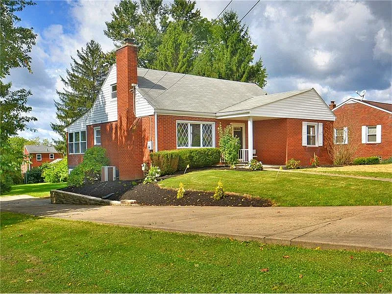 229 Reed St photo 1