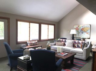 258 Main Rd, Monterey, MA 01245