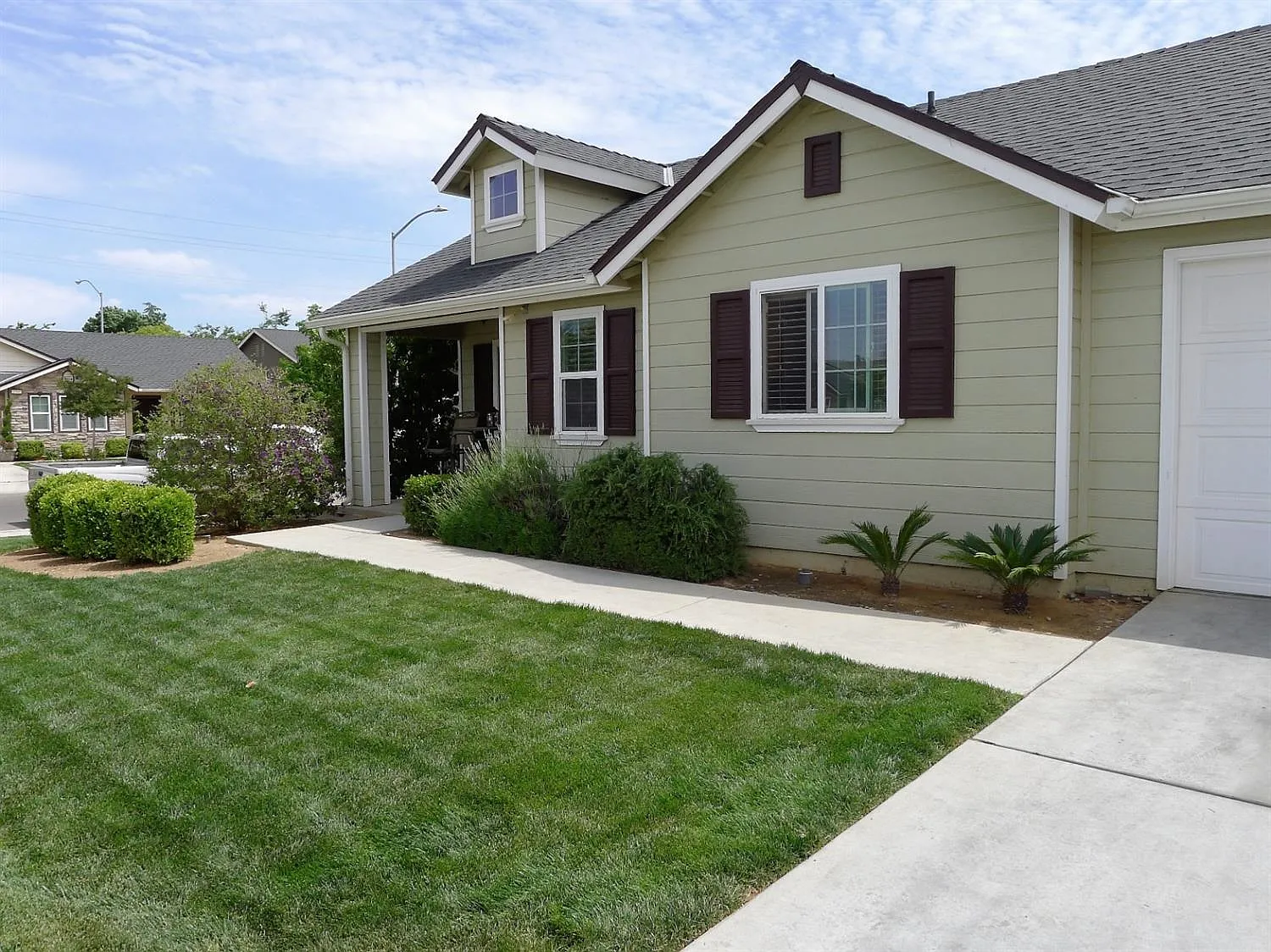 5043 W Amherst Ave photo 1